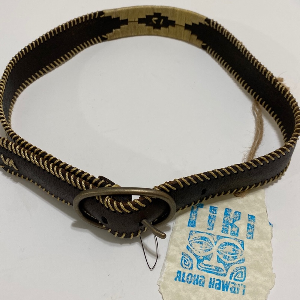 Womens RVCA 100% Leather Belt NWOT Small